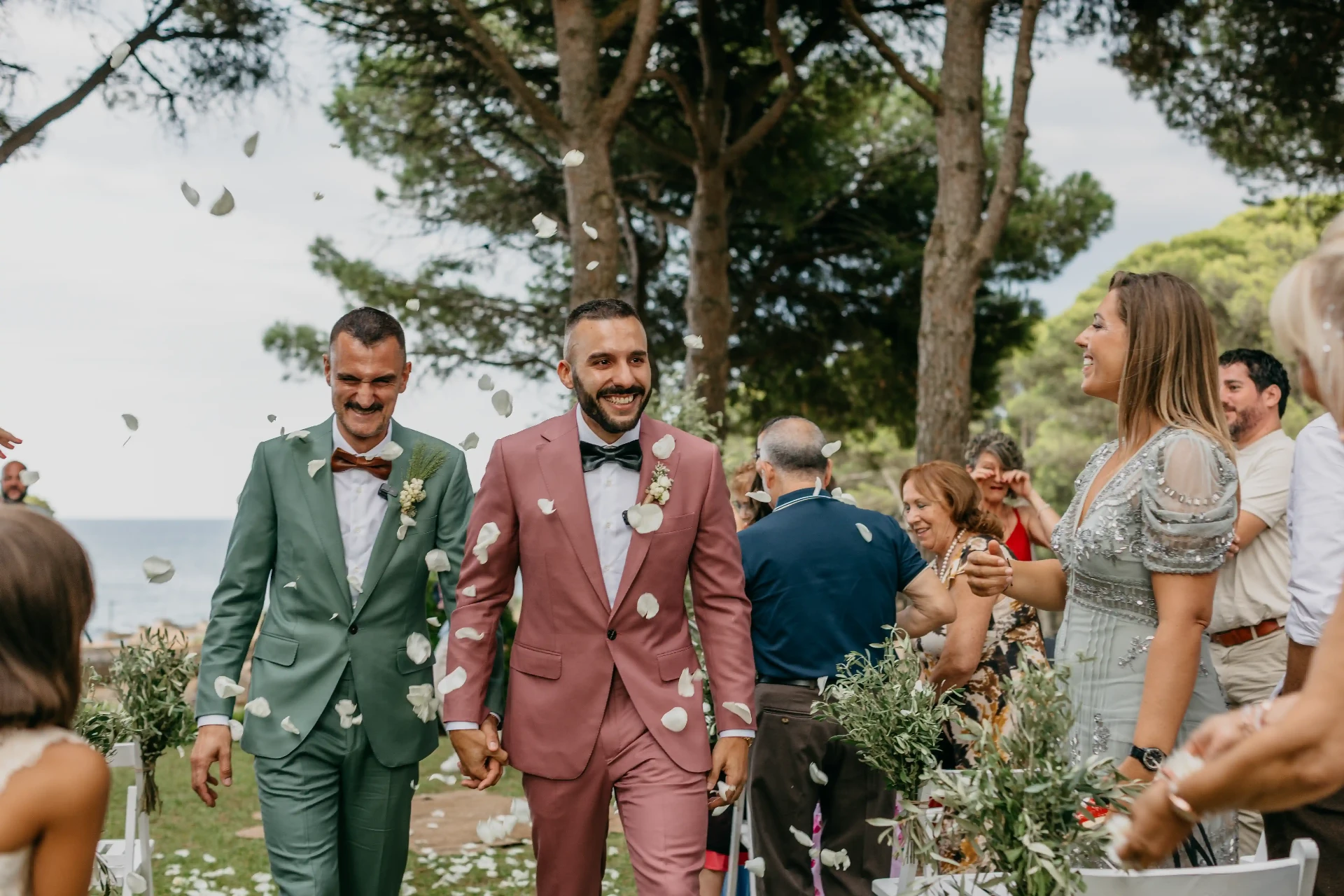 Gay wedding photographer Barcelona — Robert & Edgar at Mas Terrats